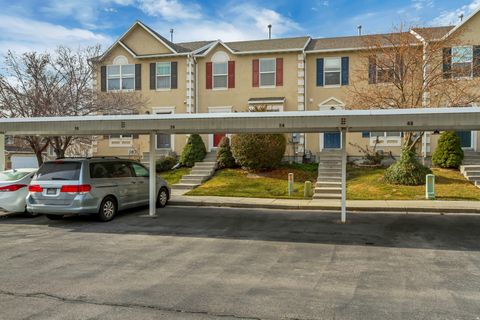 Tiny photo for 6054 S GLENCOE CT, Murray, UT 84123 (MLS # 2132658)