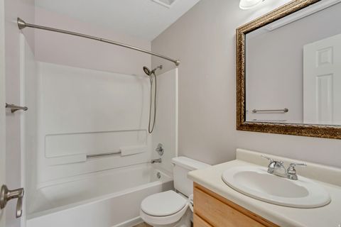 Tiny photo for 6054 S GLENCOE CT, Murray, UT 84123 (MLS # 2132658)