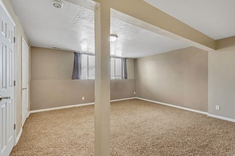 Tiny photo for 6054 S GLENCOE CT, Murray, UT 84123 (MLS # 2132658)