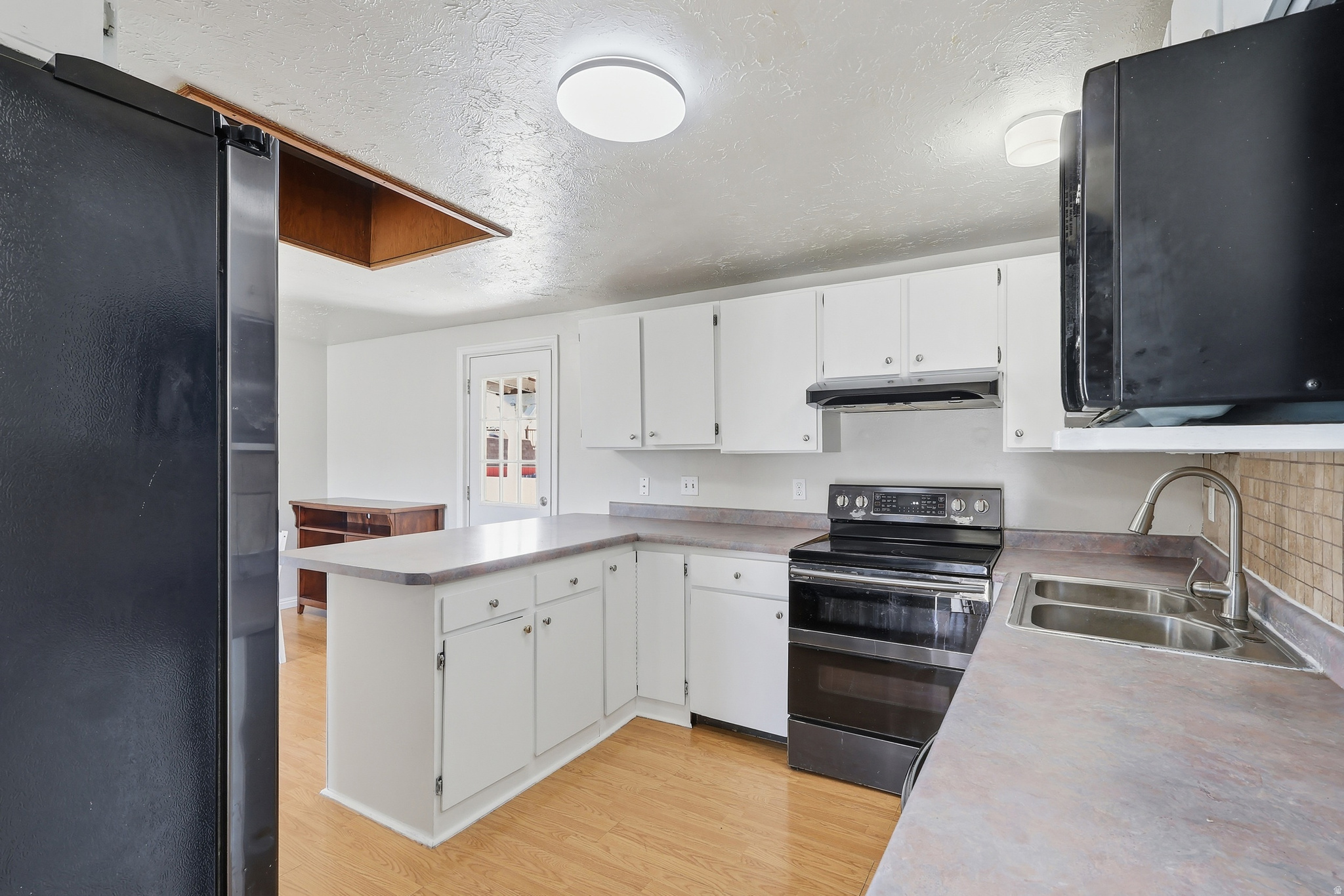 SUNBURST VILLAGE NO. 5 - Residential