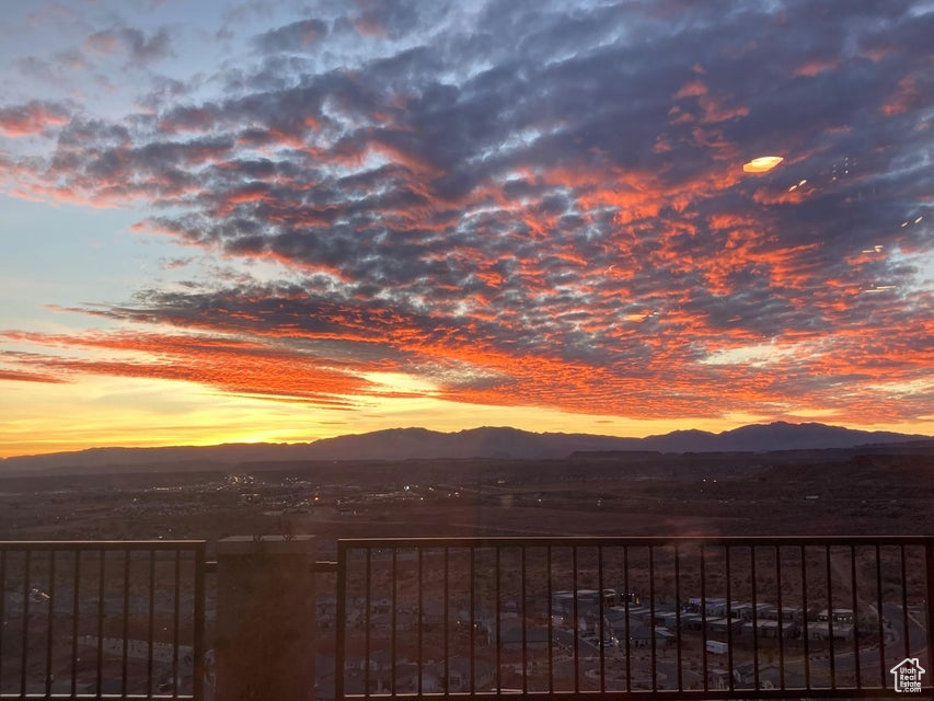 SOLIS AT CORAL CANYON 1 - Residential