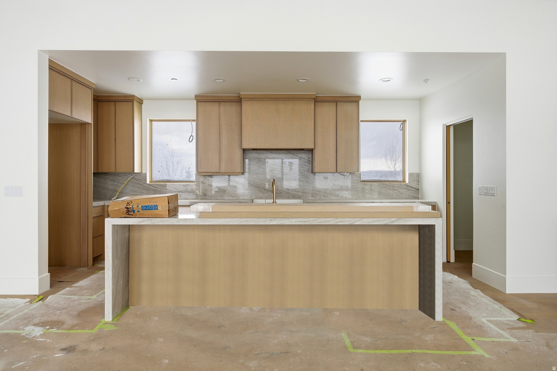 HAWKS PASS - Residential