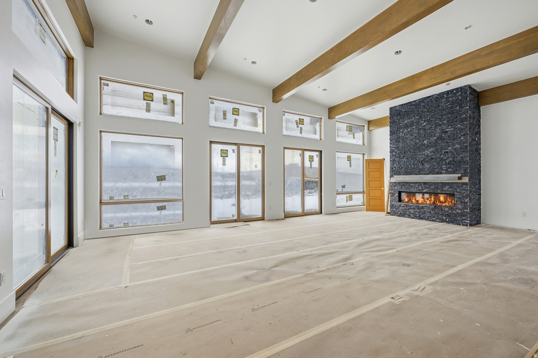 HAWKS PASS - Residential