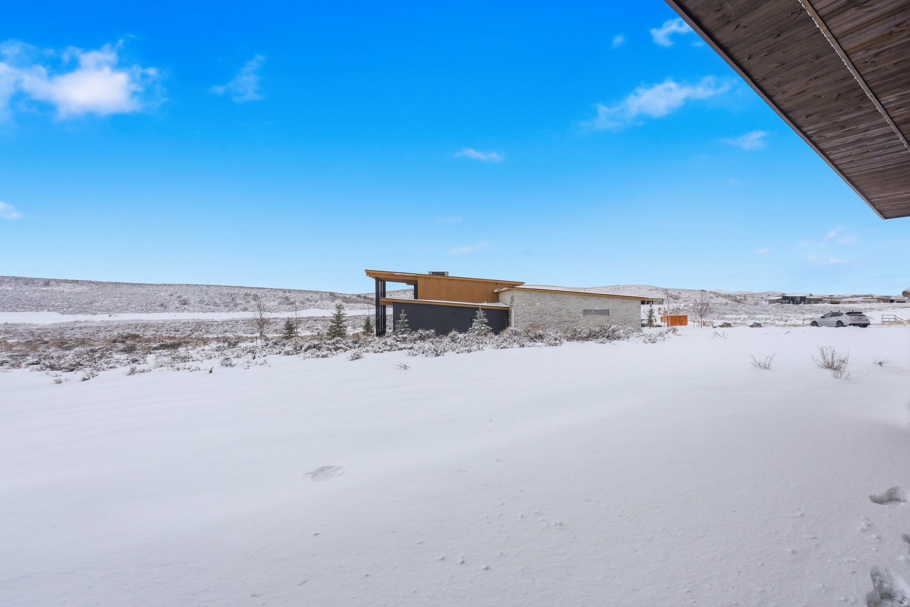 HAWKS PASS - Residential