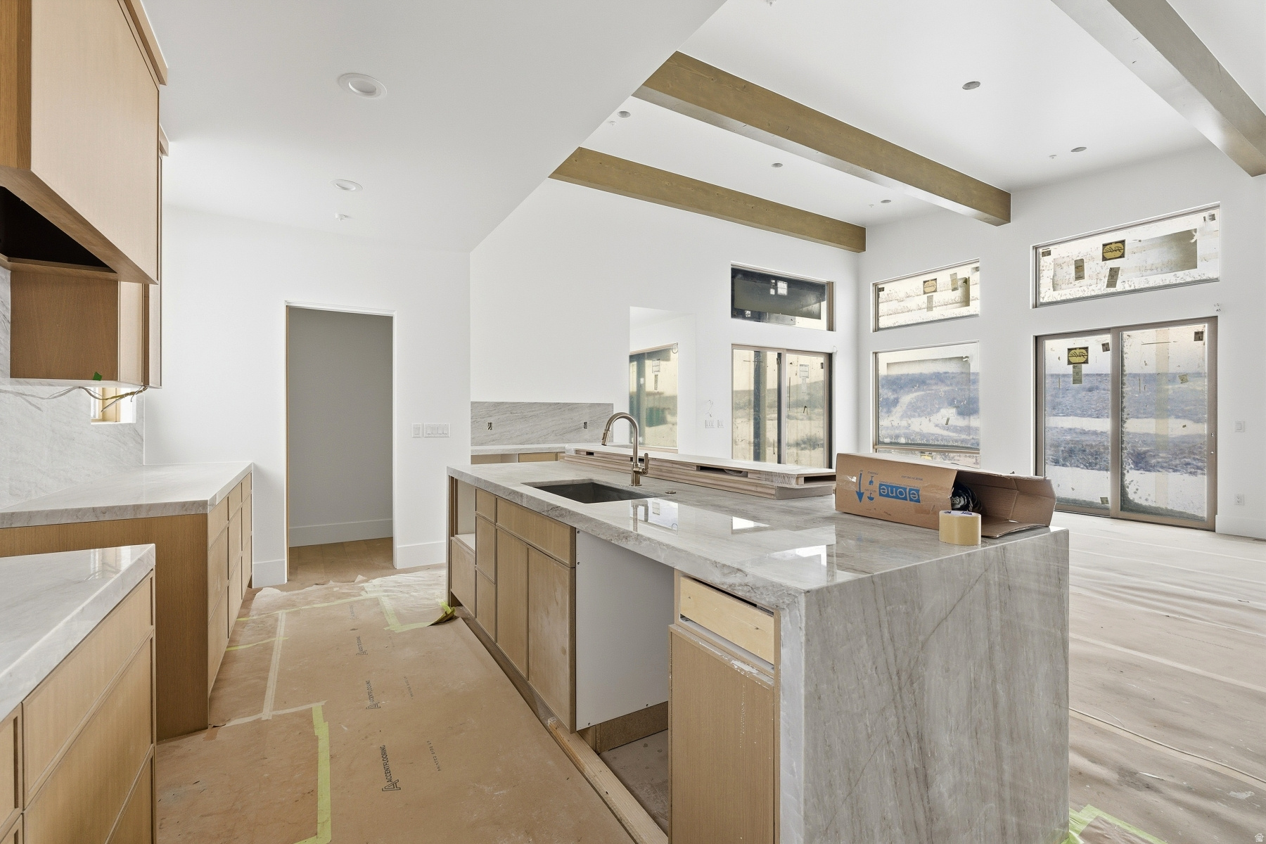 HAWKS PASS - Residential