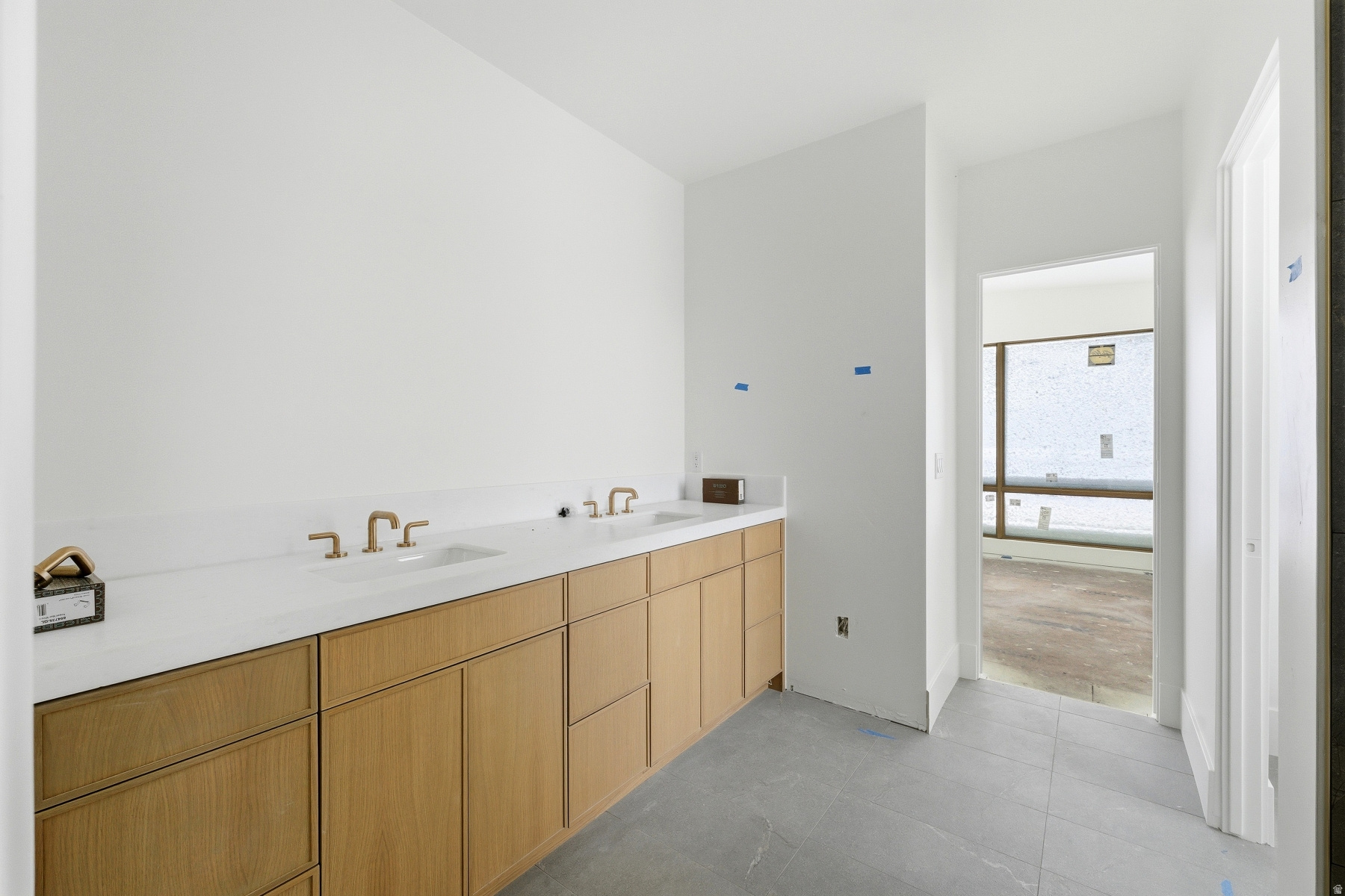 HAWKS PASS - Residential