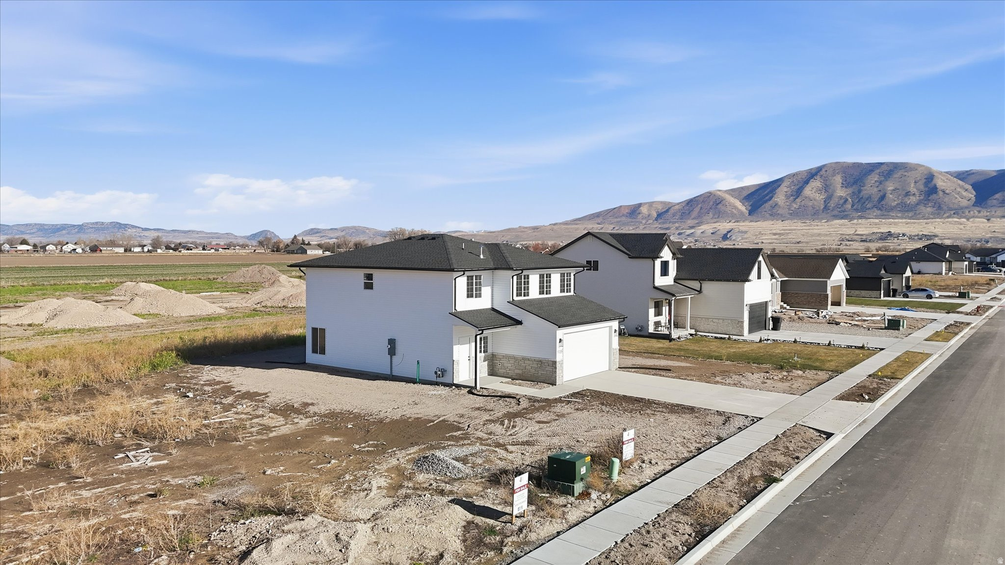 EASTSIDE - Residential