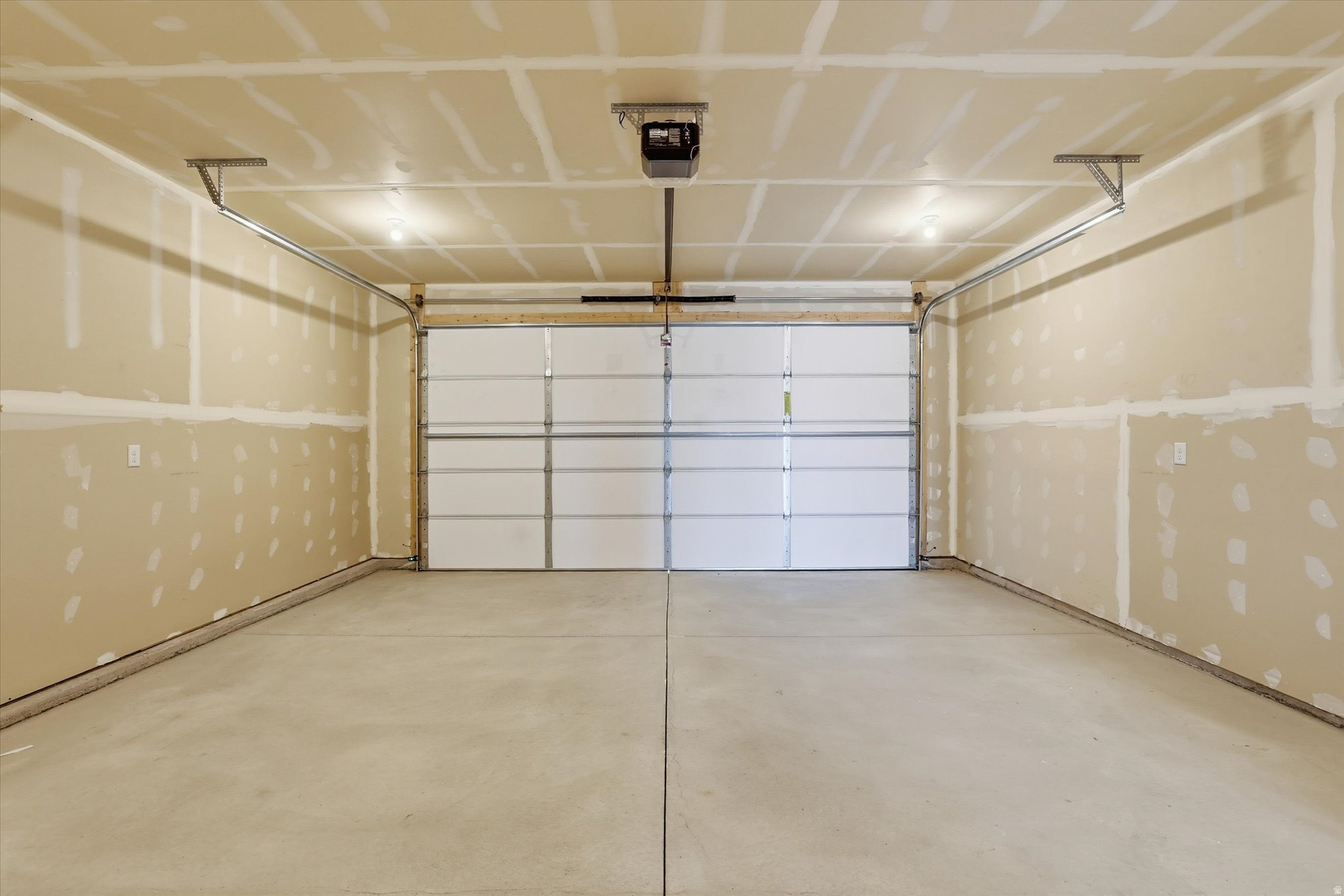 EASTSIDE - Residential