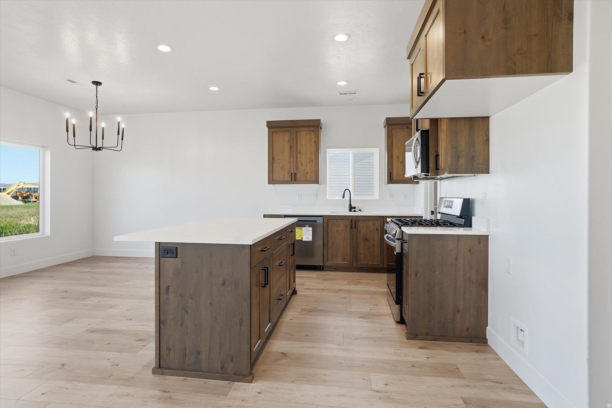 EASTSIDE - Residential