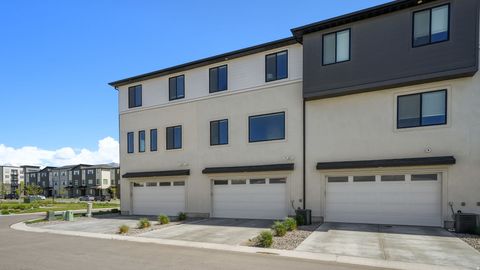 Tiny photo for 428 S 900 W, American Fork, UT 84003 (MLS # 2150321)