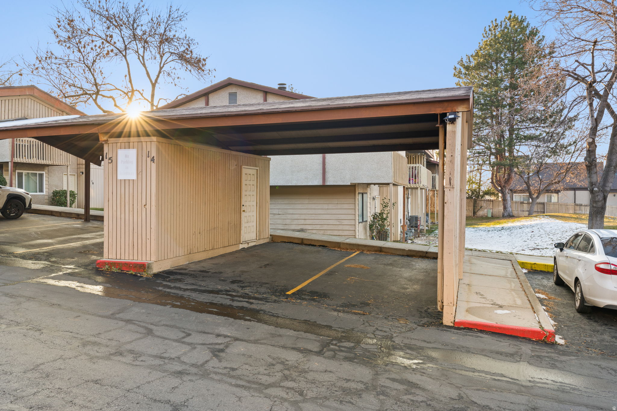 BELMONT TERR - Residential