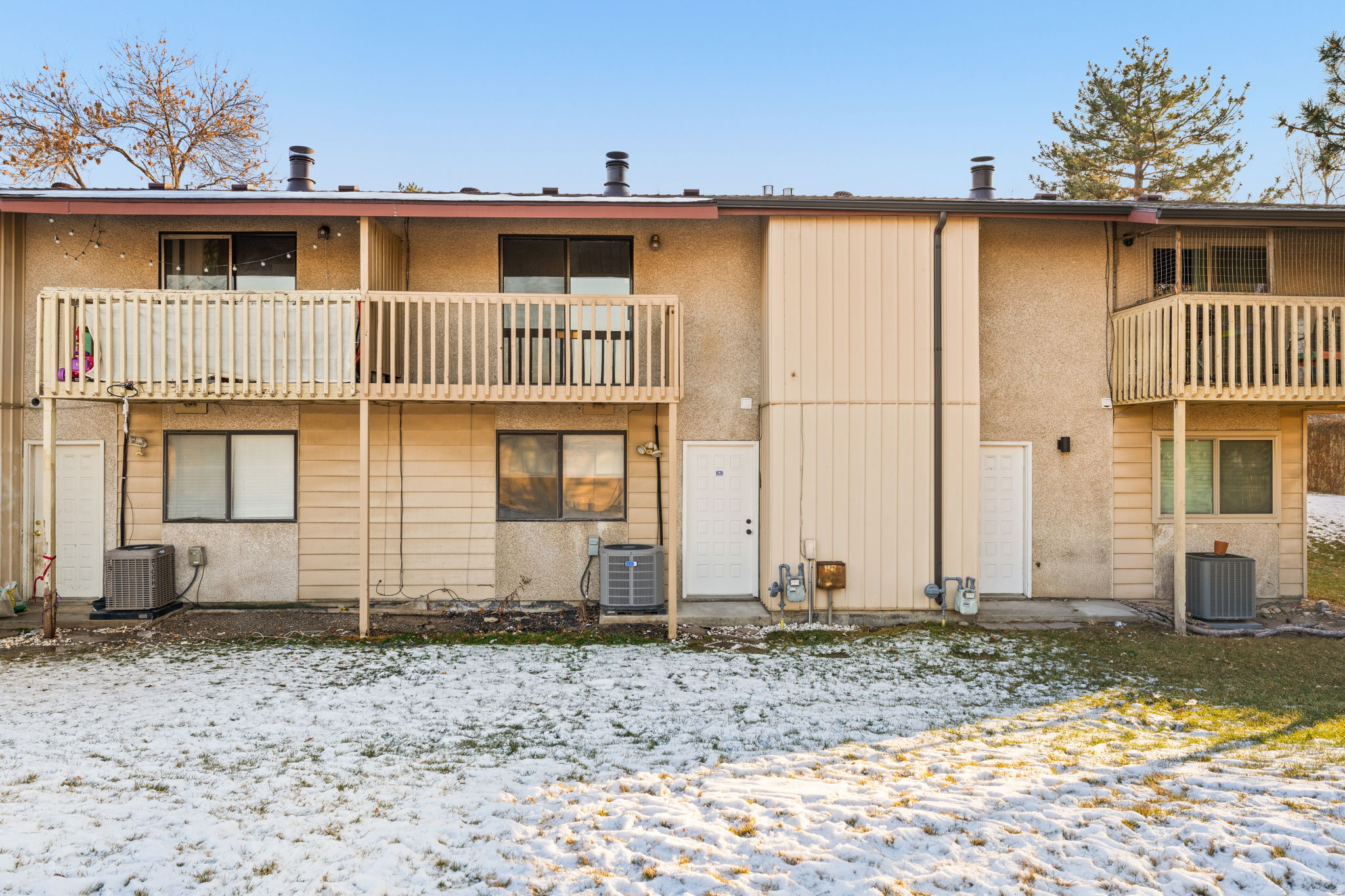 BELMONT TERR - Residential