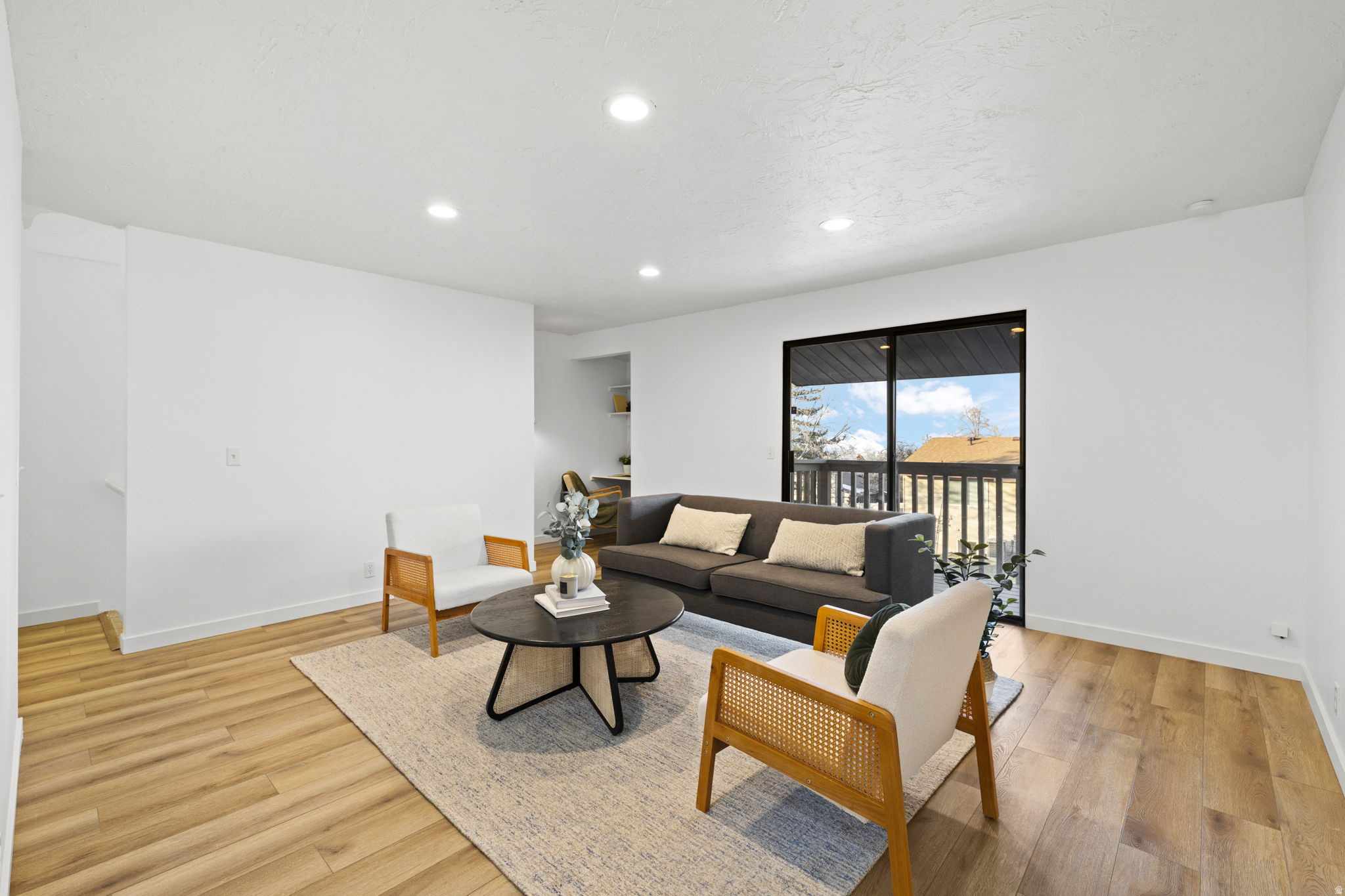 BELMONT TERR - Residential