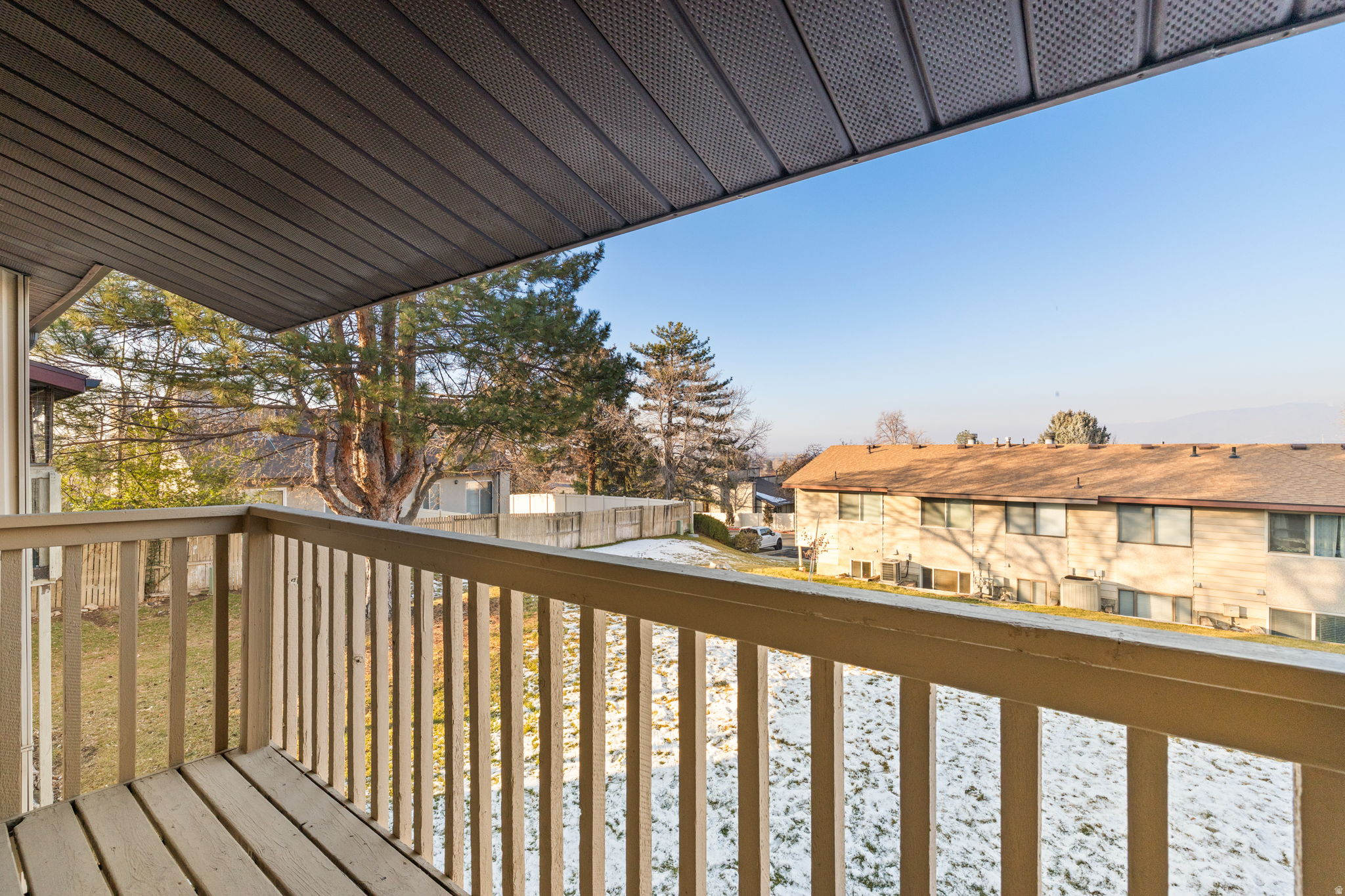 BELMONT TERR - Residential