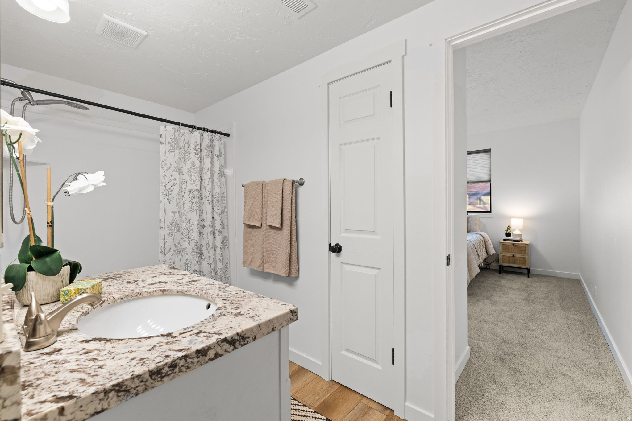 BELMONT TERR - Residential