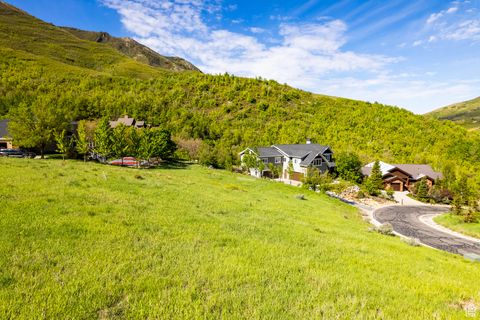 Tiny photo for 326 S MARYFIELD DR #404, Salt Lake City, UT 84108 (MLS # 2085322)