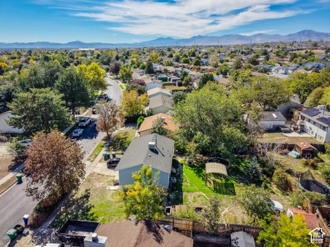 Tiny photo for 6484 S DAFFODIL WAY W, West Jordan, UT 84081 (MLS # 2190576)