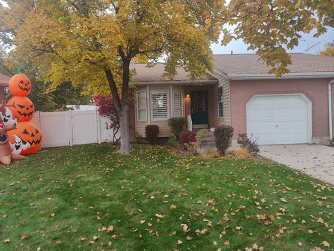 Photo of 55 E HANOVER DR, Orem, UT 84058 (MLS # 2133907)