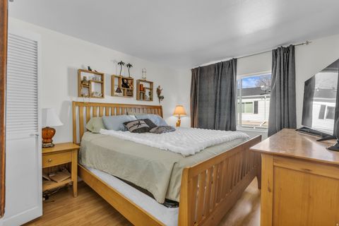 Tiny photo for 600 E 3990 S, Murray, UT 84107 (MLS # 2144973)