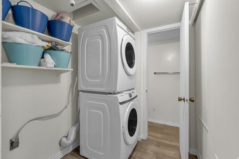 Tiny photo for 600 E 3990 S, Murray, UT 84107 (MLS # 2144973)