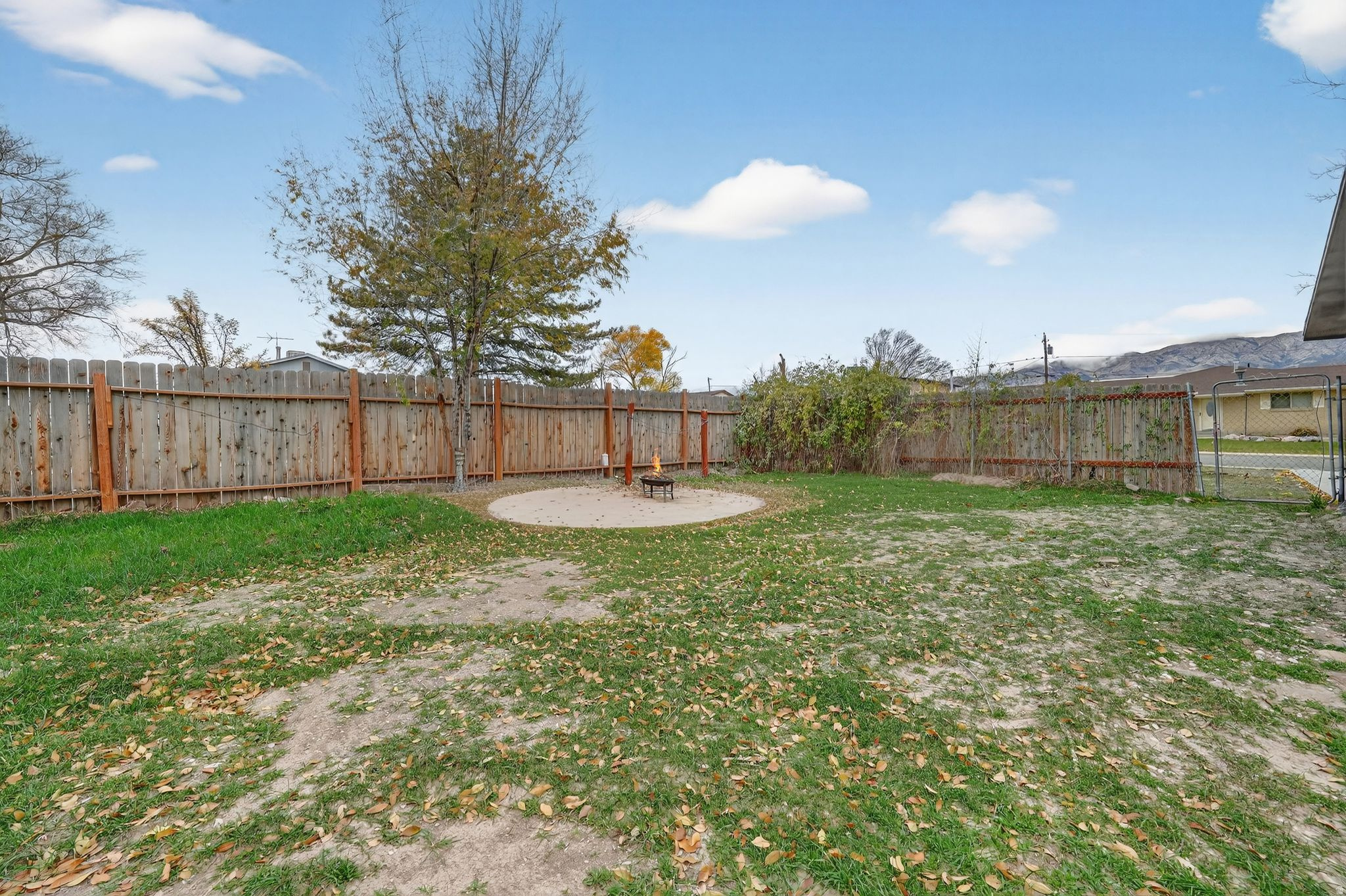 SUTTON SUBDIVISION - Residential