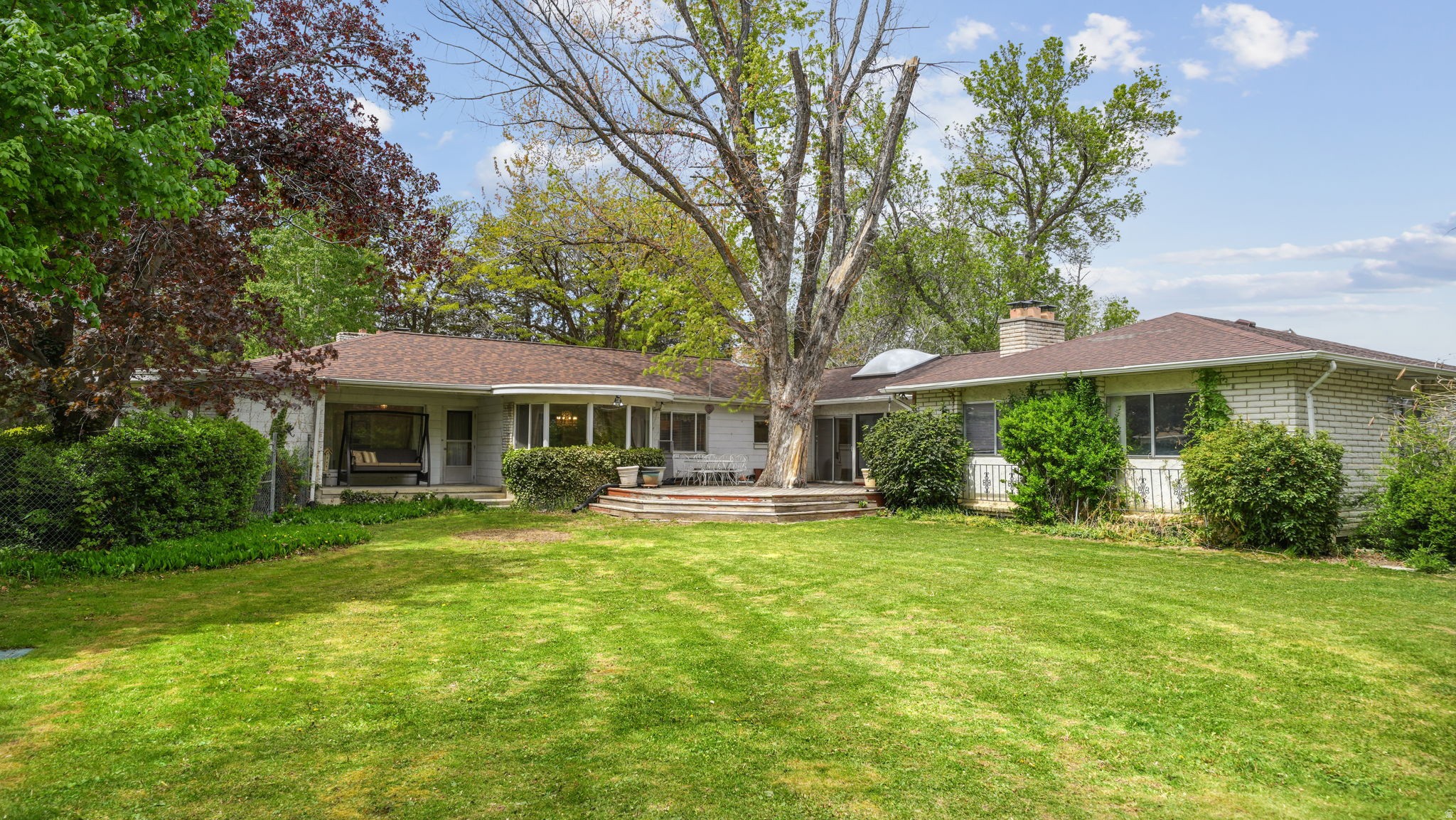 MEREWOOD - Residential