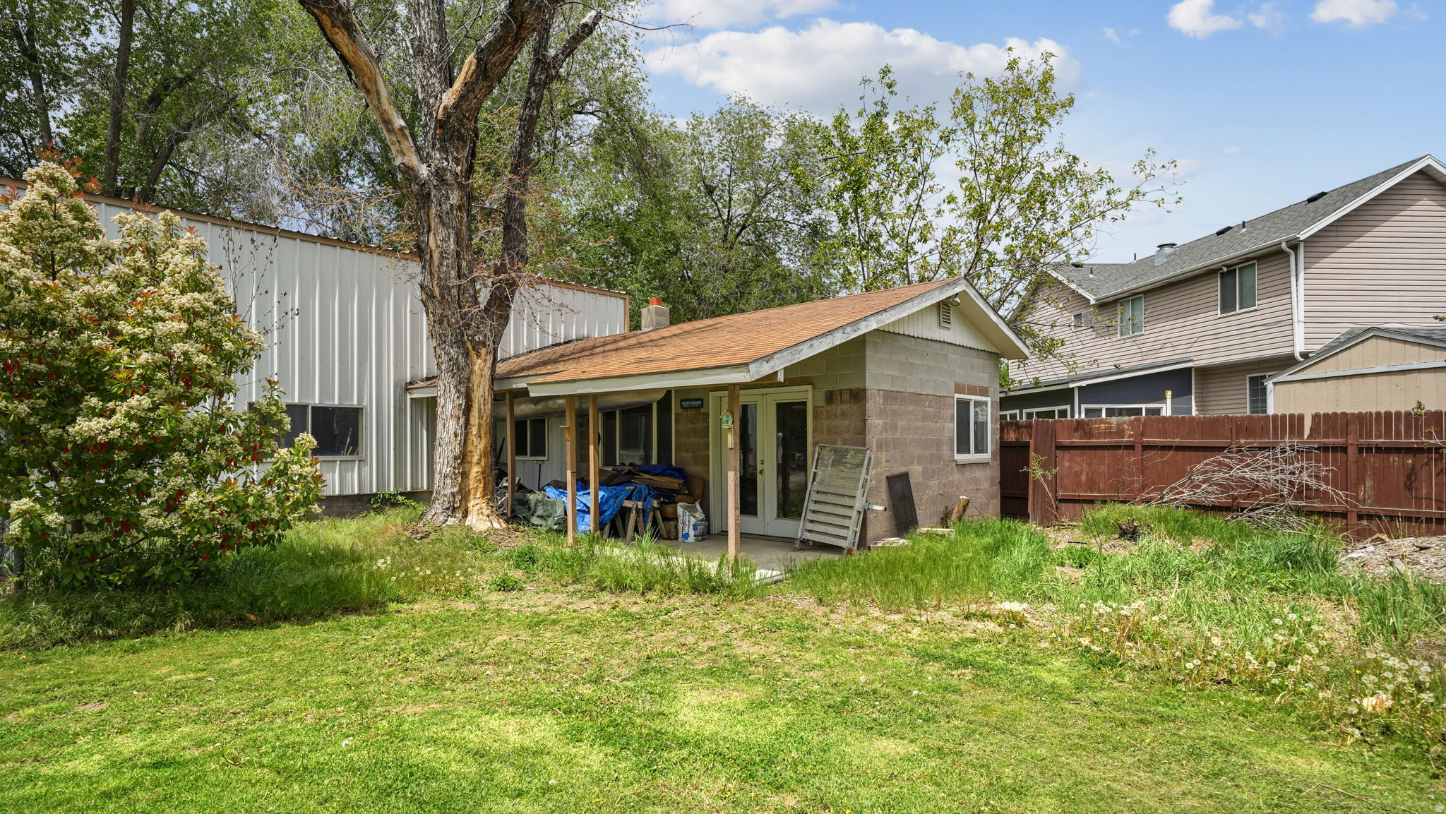 MEREWOOD - Residential