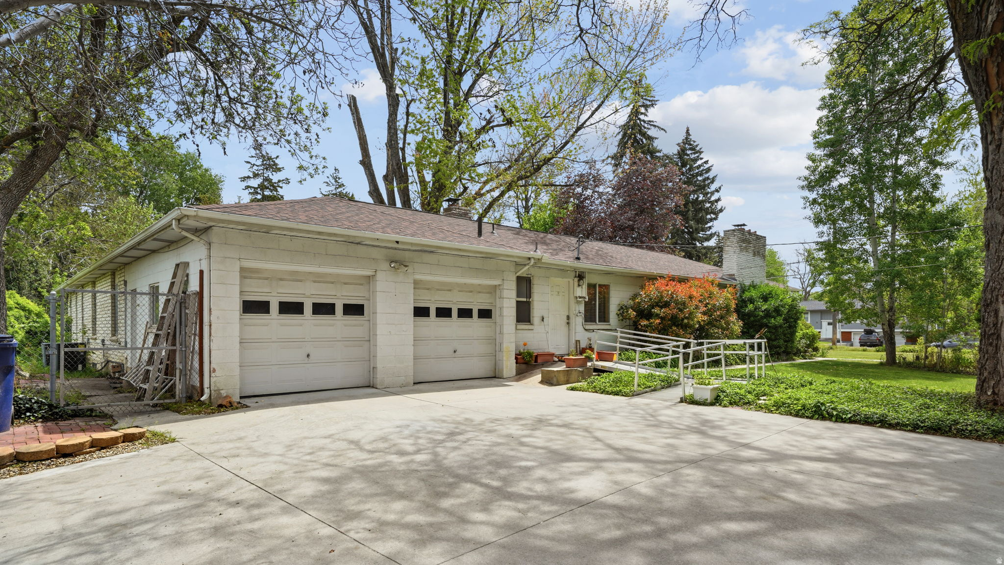 MEREWOOD - Residential
