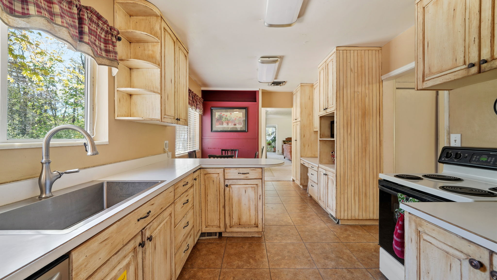 MEREWOOD - Residential