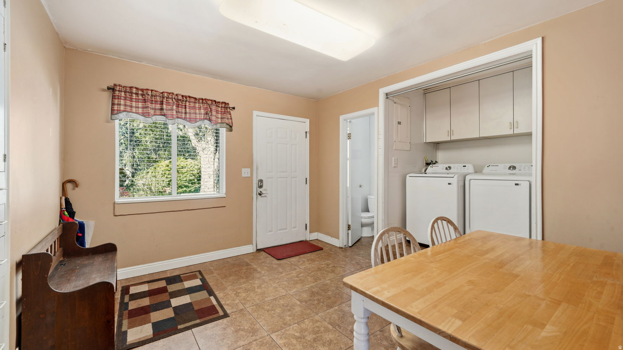MEREWOOD - Residential