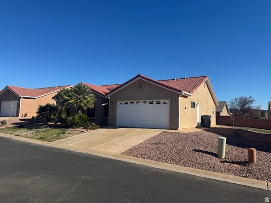 This pleasant free standing home comes complete with all of the furnishings included. Very quiet neighborhood and development. This home is in great shape and comes complete with 3 bedrooms and 2 bathrooms, nice landscaping and open concept floor plan. The A/C unit is fairly new and the kitchen includes granite counter tops. Only excluded items are the electric bikes in the garage and the leather love seat in the primary bedroom. Very easy home to transition into and the amenities are wonderful.