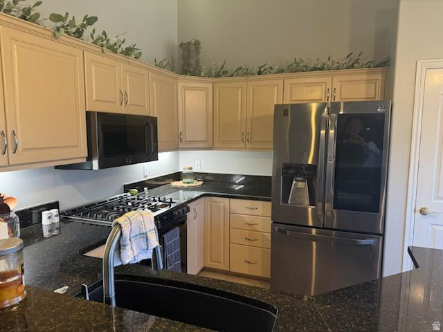 PADRE LAKES TH 4 AMD - Residential