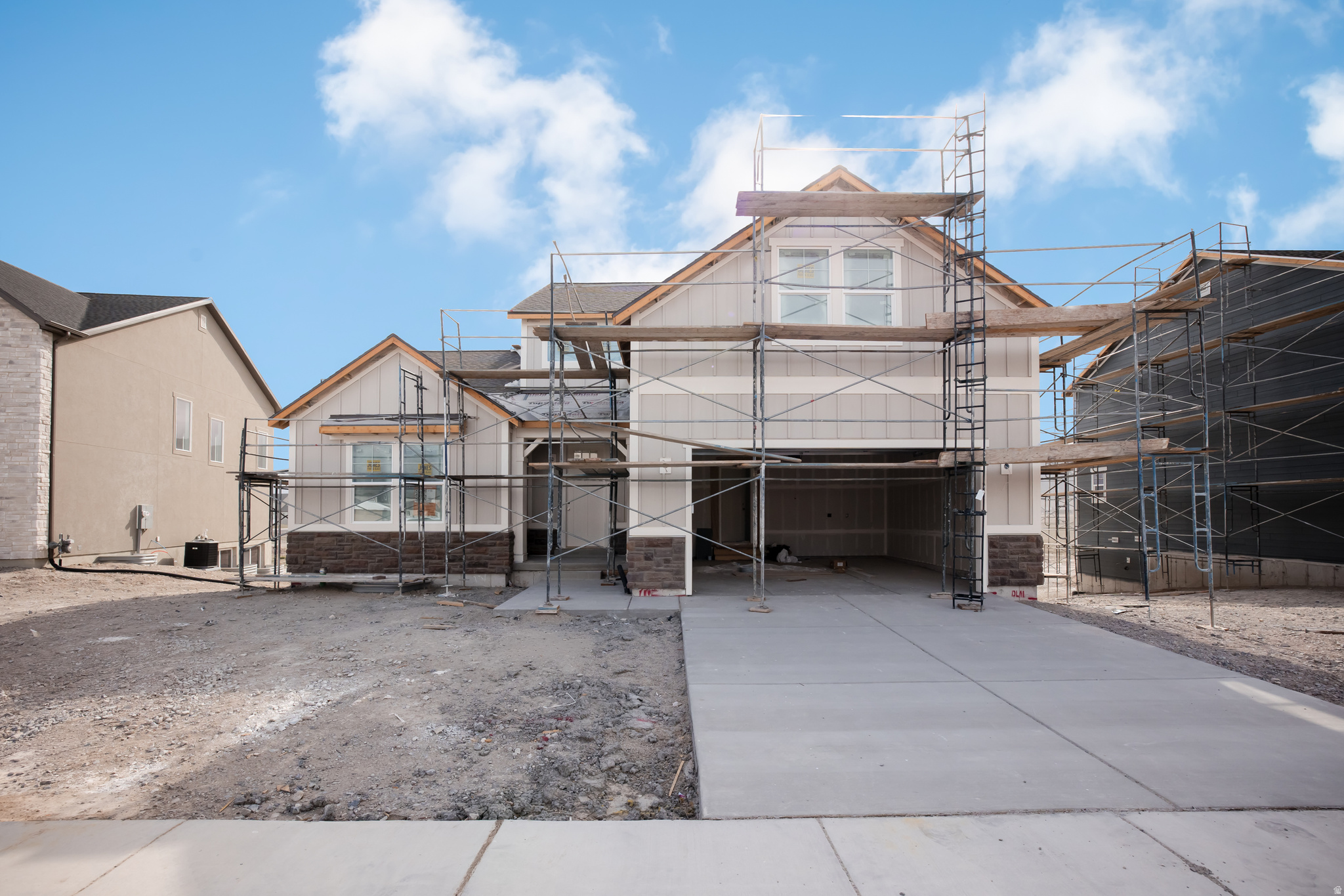 ROSE RANCH - Residential