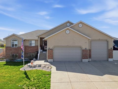 Photo of 2439 W 1675 S, West Haven, UT 84401 (MLS # 2146449)