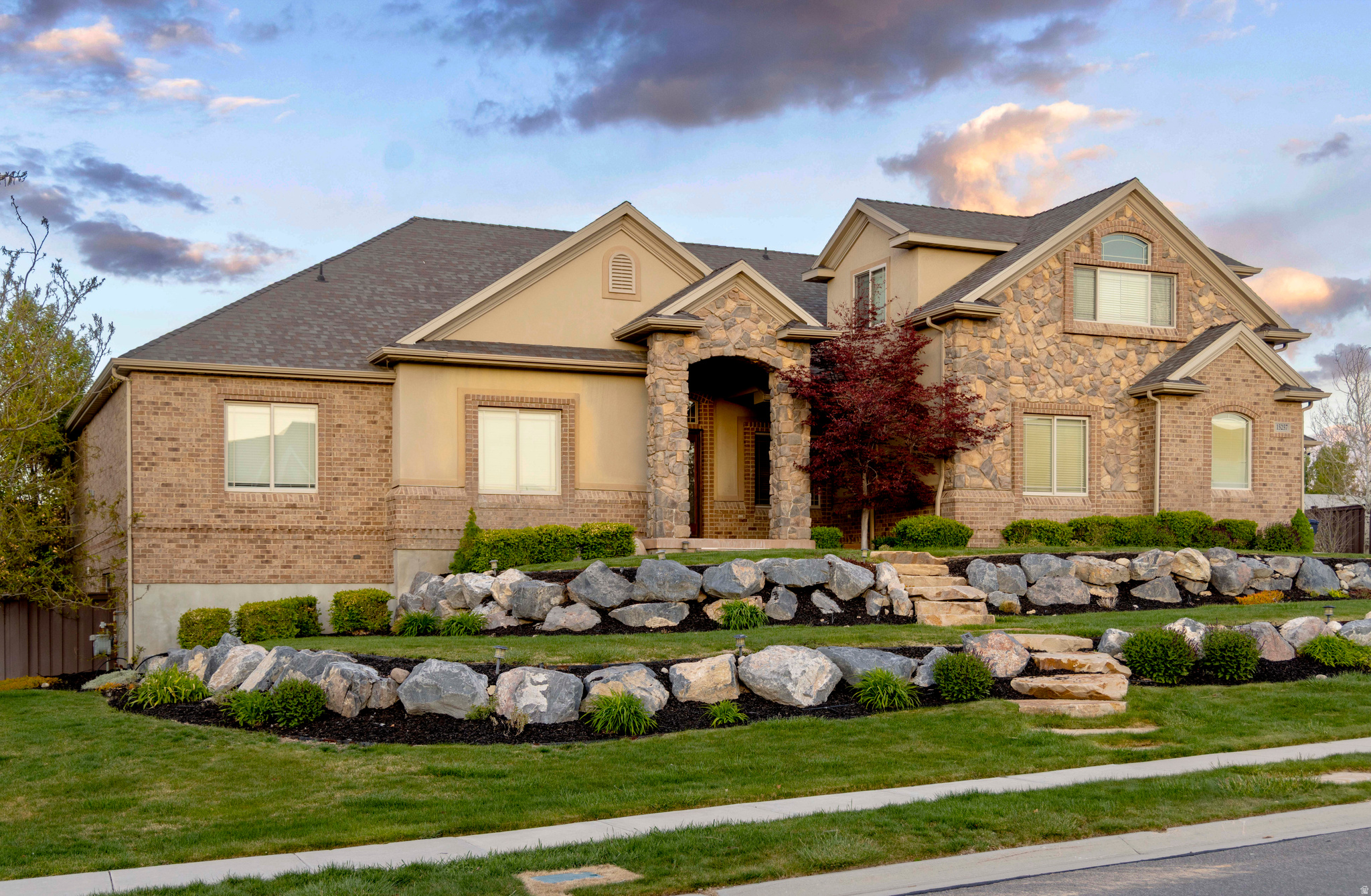 SCENIC RIDGE ESTATES - Residential
