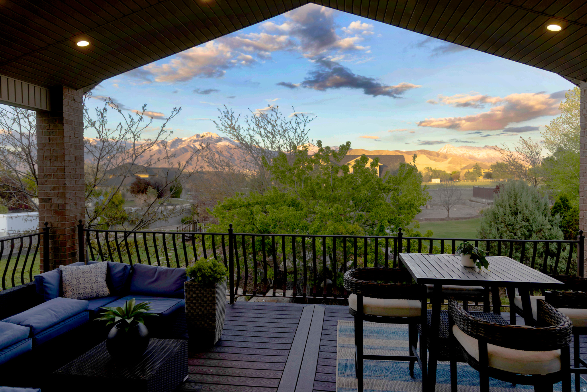 SCENIC RIDGE ESTATES - Residential