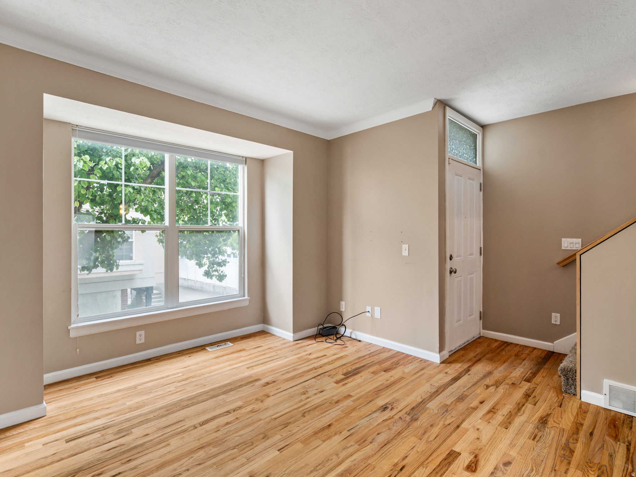 STANFORD COURT - Residential