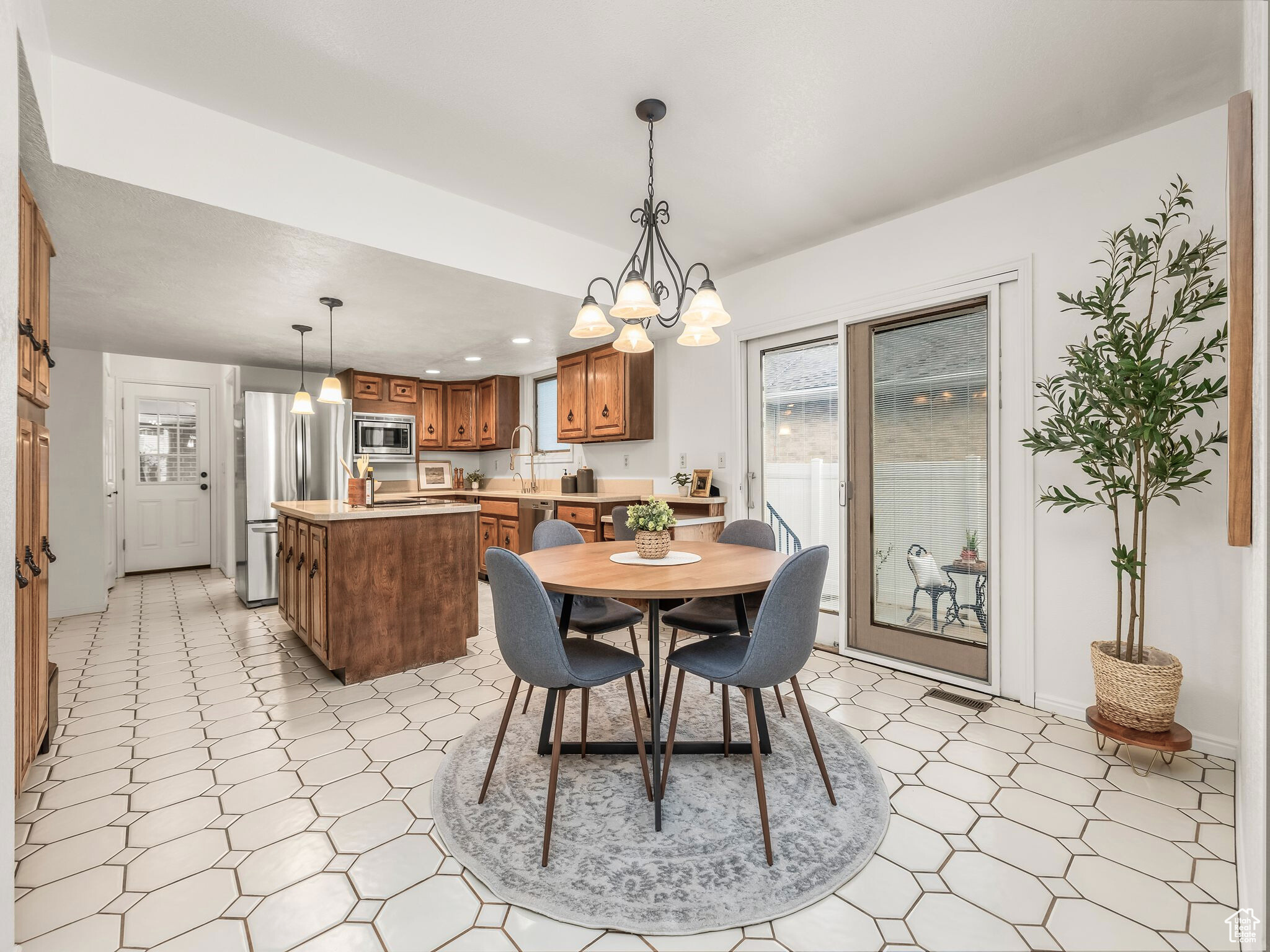 QUAIL VALLEY - Residential