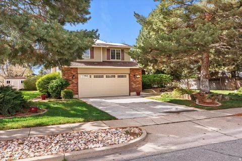 Photo of 2172 E 2050 N, Layton, UT 84040 (MLS # 2148225)