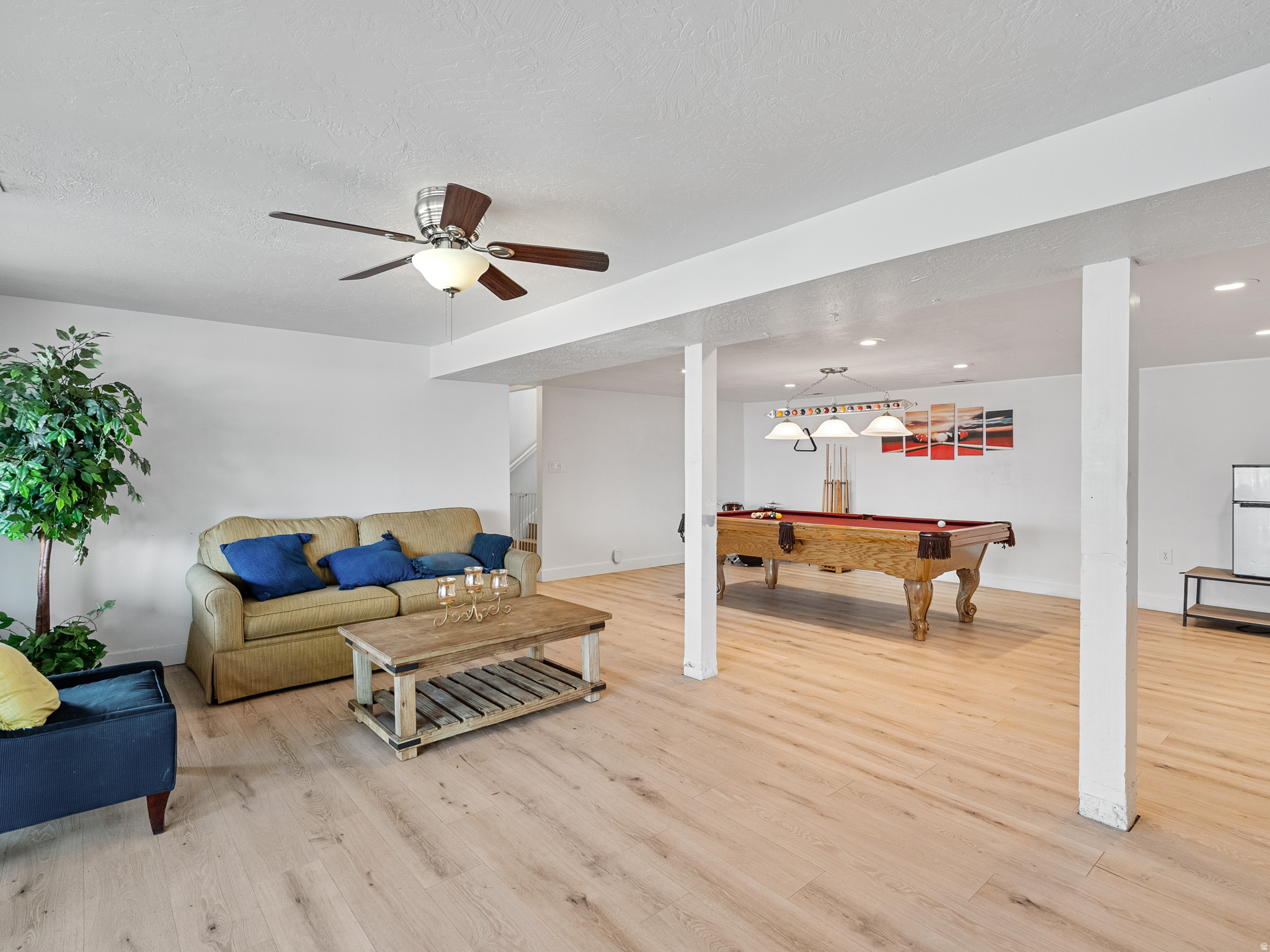 MEADOWS - Residential