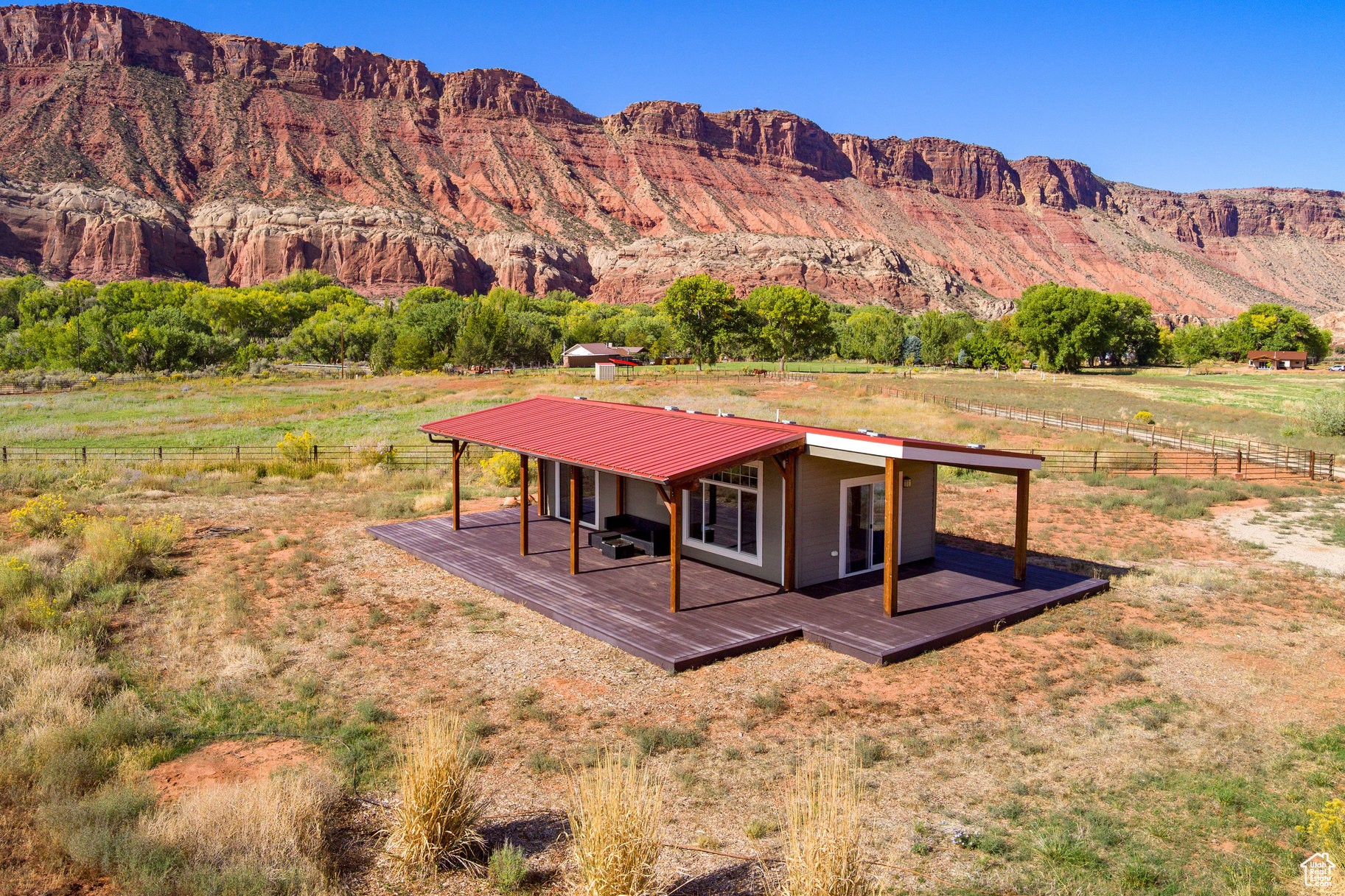 CASTLE VALLEY RIVER RANCHOS - Residential