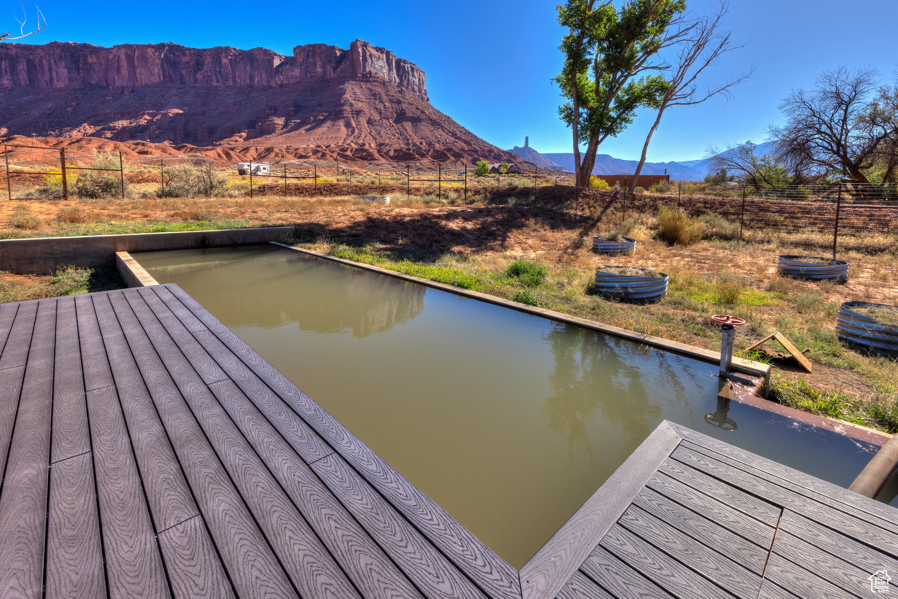 CASTLE VALLEY RIVER RANCHOS - Residential