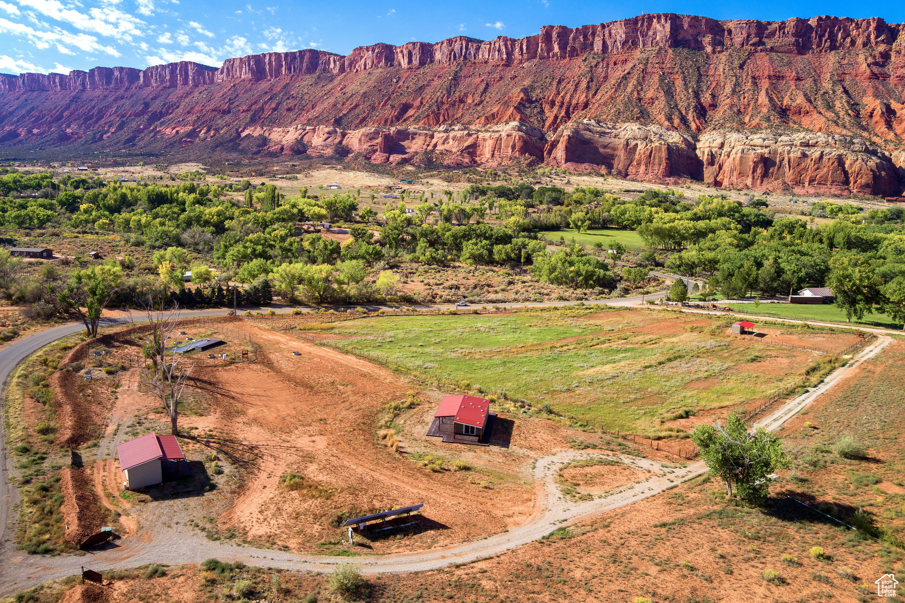 CASTLE VALLEY RIVER RANCHOS - Residential