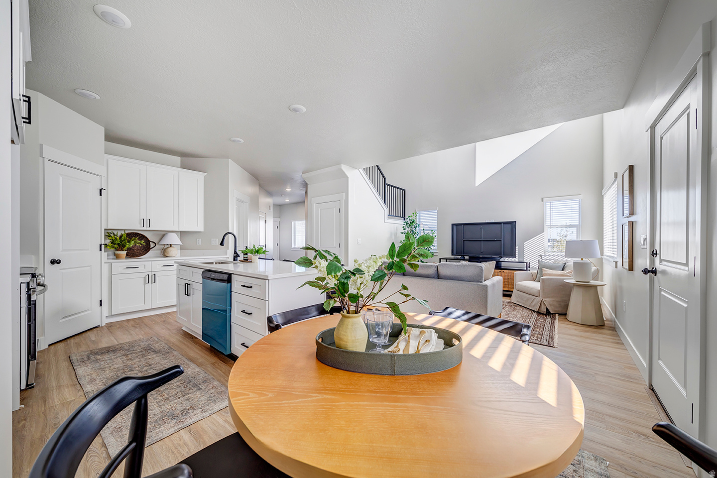 LEXINGTON TOWN HOMES - Residential