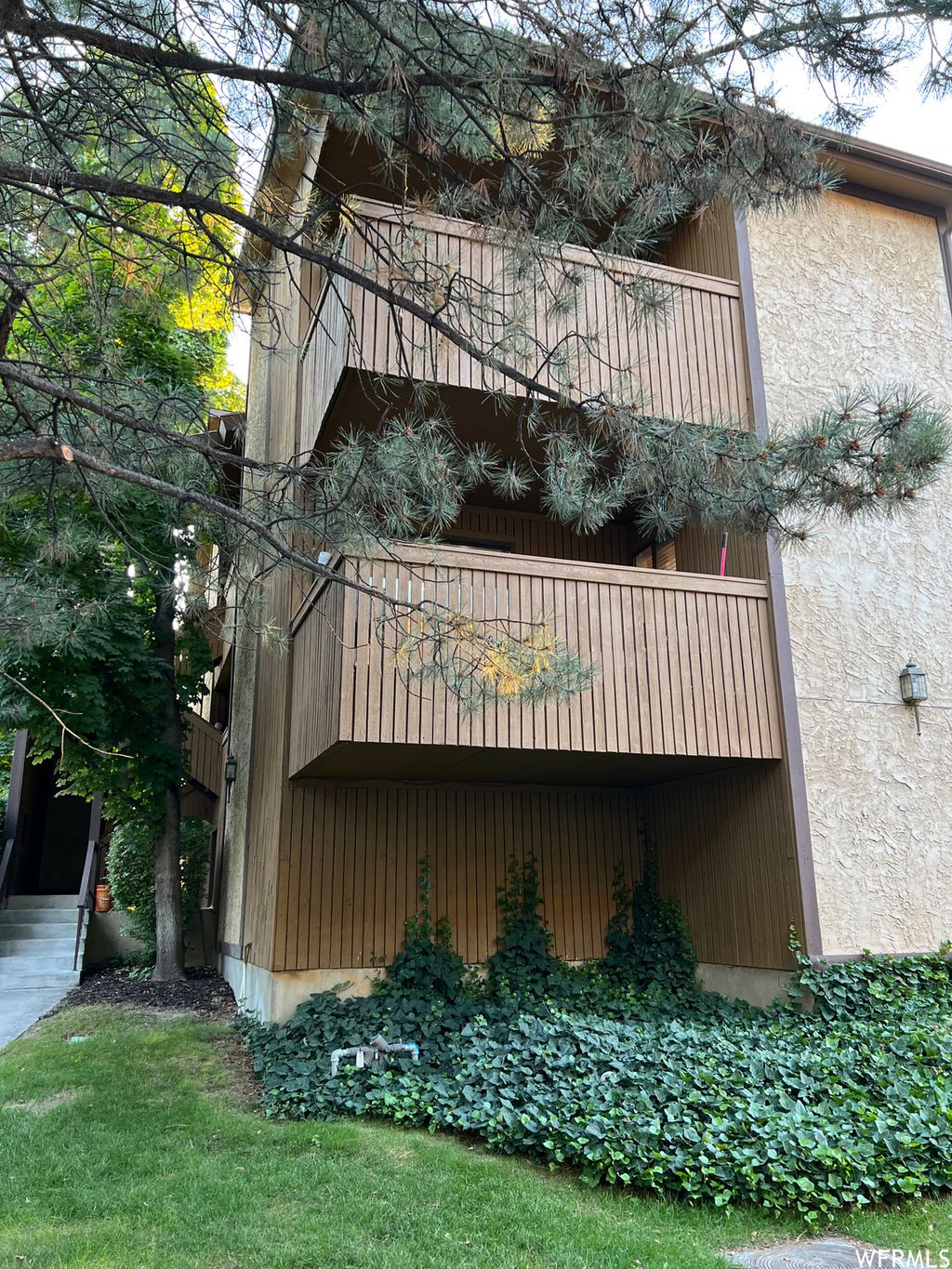 Photo of 9152 S JEFFERSON PL #18 B, Sandy, UT 84070 (MLS # 2128022)