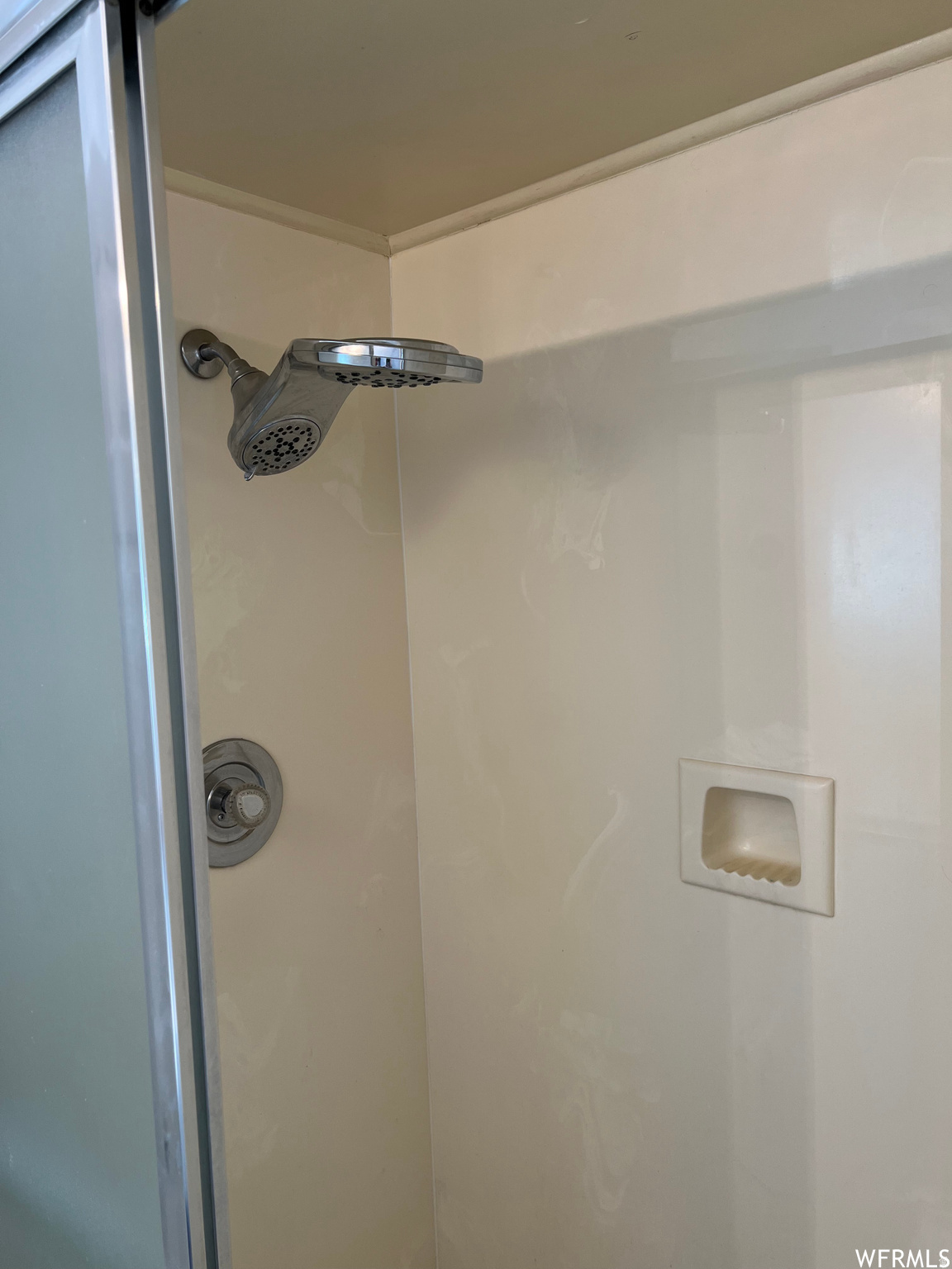 JEFFERSON PLACE - Residential Lease