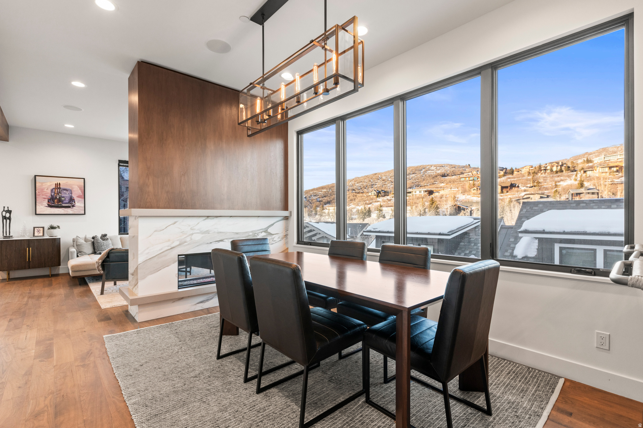 LILAC HILL - Residential