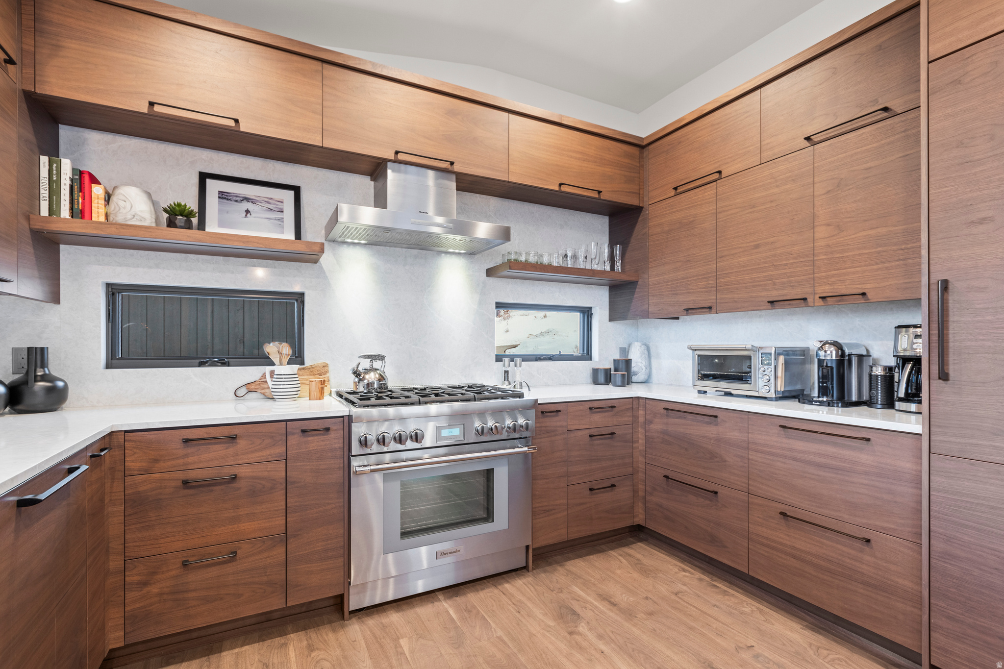 LILAC HILL - Residential