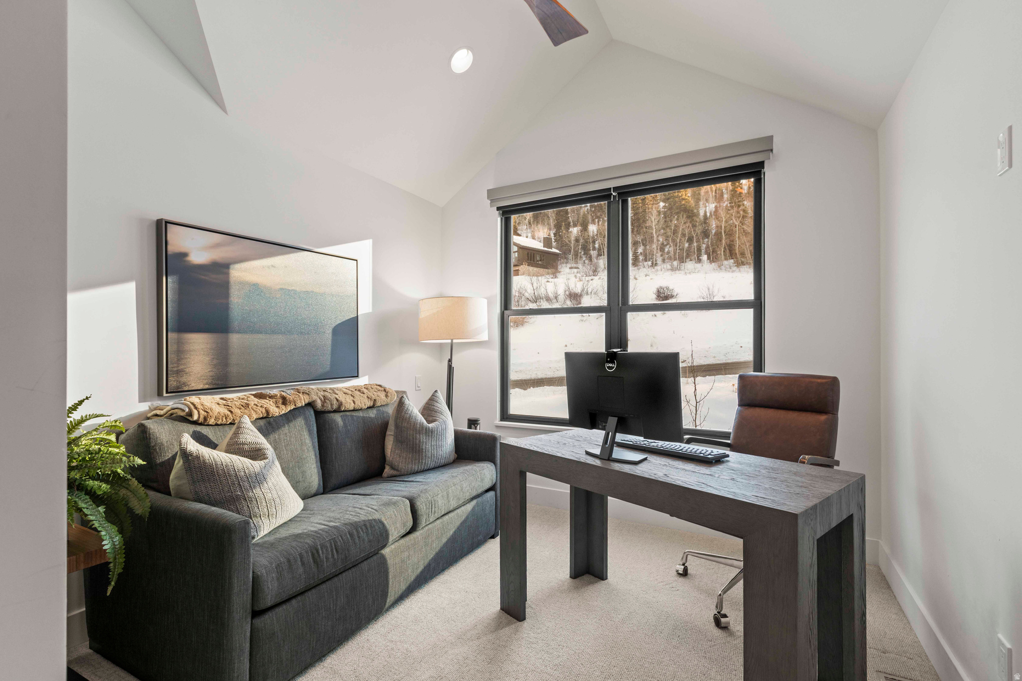 LILAC HILL - Residential