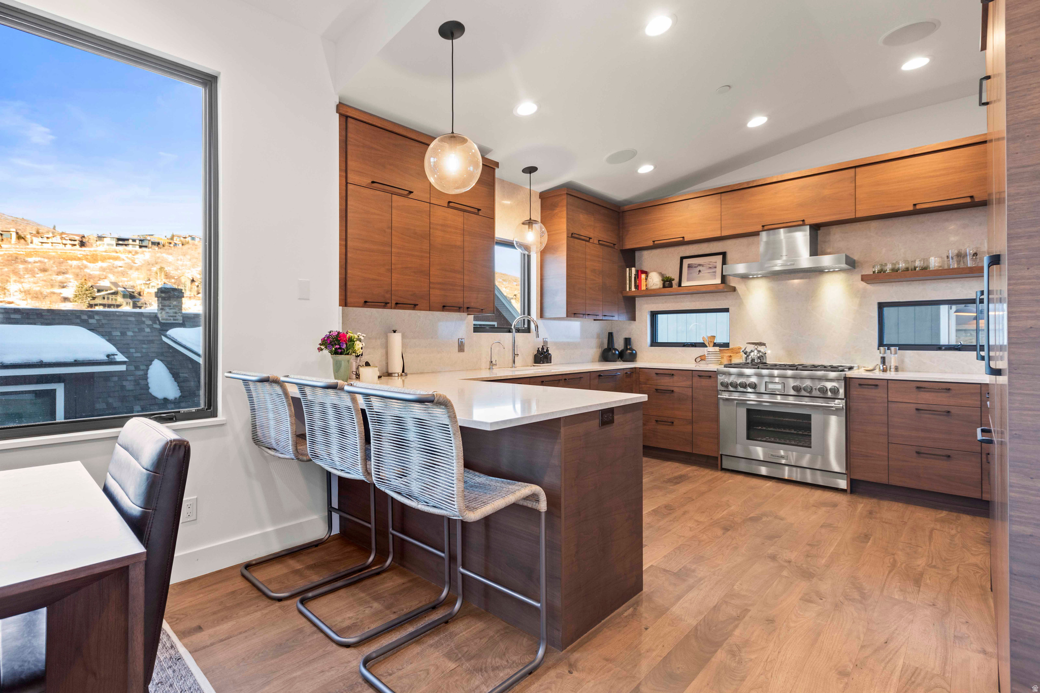 LILAC HILL - Residential